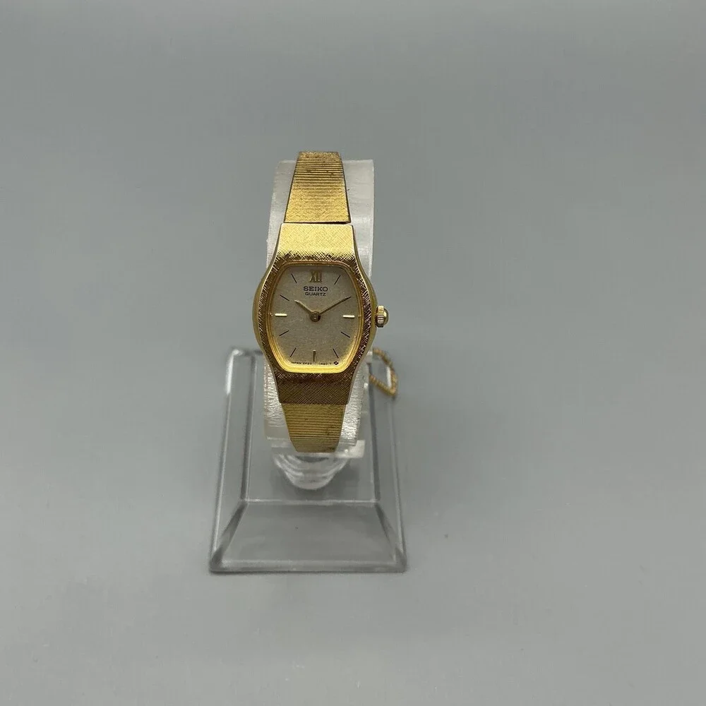 Vtg Seiko 2P20-5529 Womens Watch 16mm Champagne Dial Gold Tone New Battery 5.25